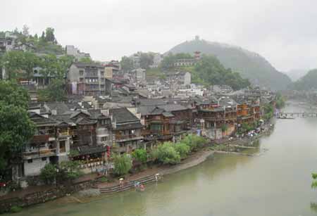 張家界、袁家界、天子山、鳳凰古城三晚三日游